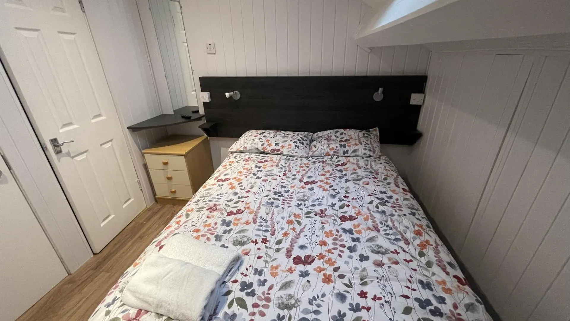 Hotel Oyo Queens Quarter Belfast