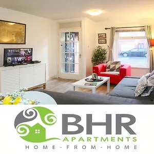 Great Location - Centre - Parking - 4 Beds - 2 Bedrooms Belfast